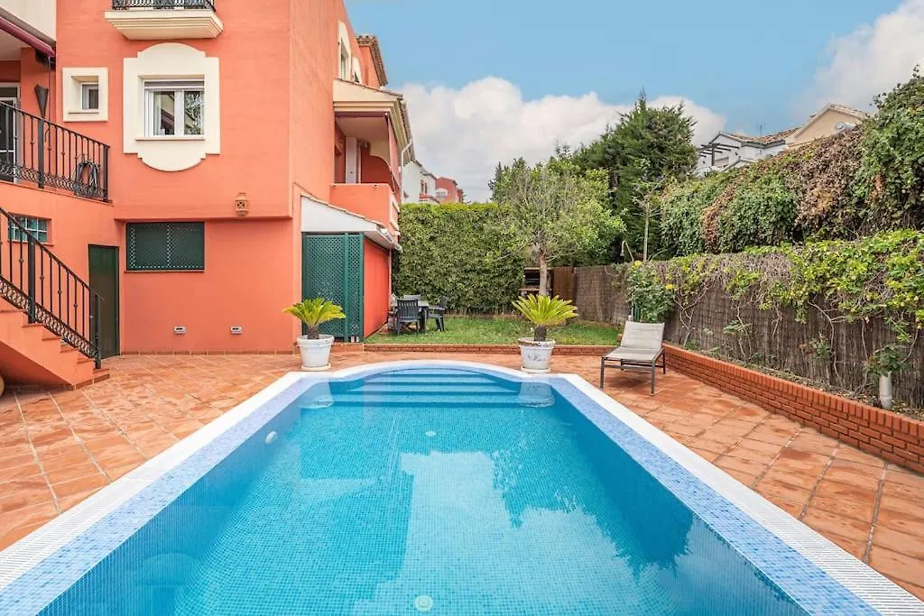 House Marbella - 8 Persons-Pool Heater-Wifi Villa
