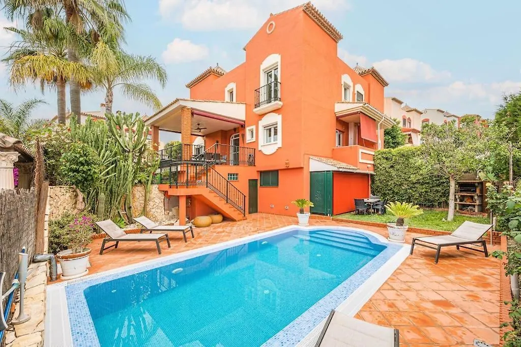 House Marbella - 8 Persons-Pool Heater-Wifi Villa